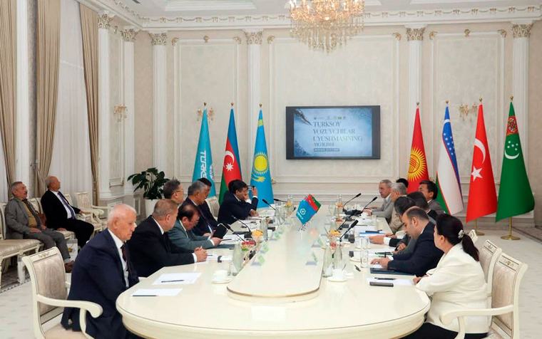 TÜRKSOÝ-a agza döwletleriň ýazyjylarynyň Andijandaky duşuşygy